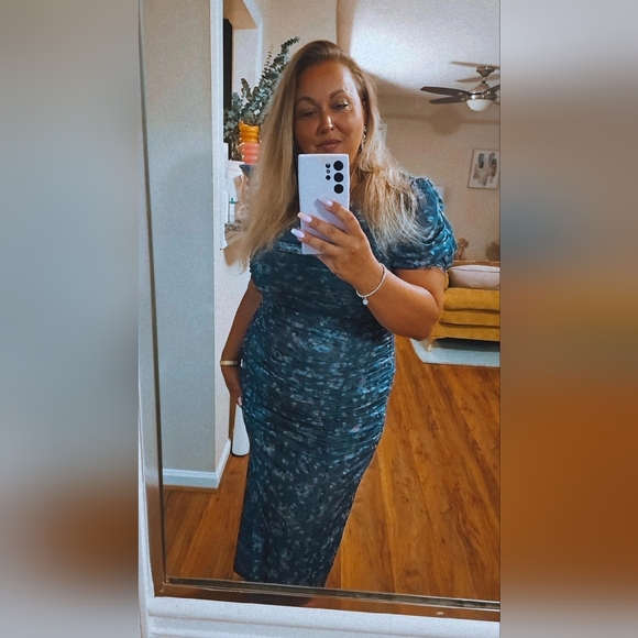 Meet your Posher, Anna AKA Anya The Hustler Or Million Dollar Baby🤪💕🤣 - Picture 13 of 15